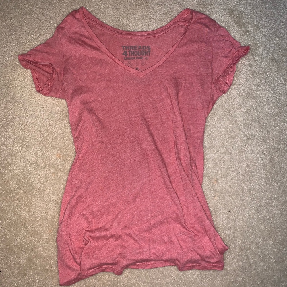 2 tee shirt bundle (threads 4 thought & shein)